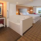 Guest Rooms - Four Points by Sheraton Niagara Falls Hotel